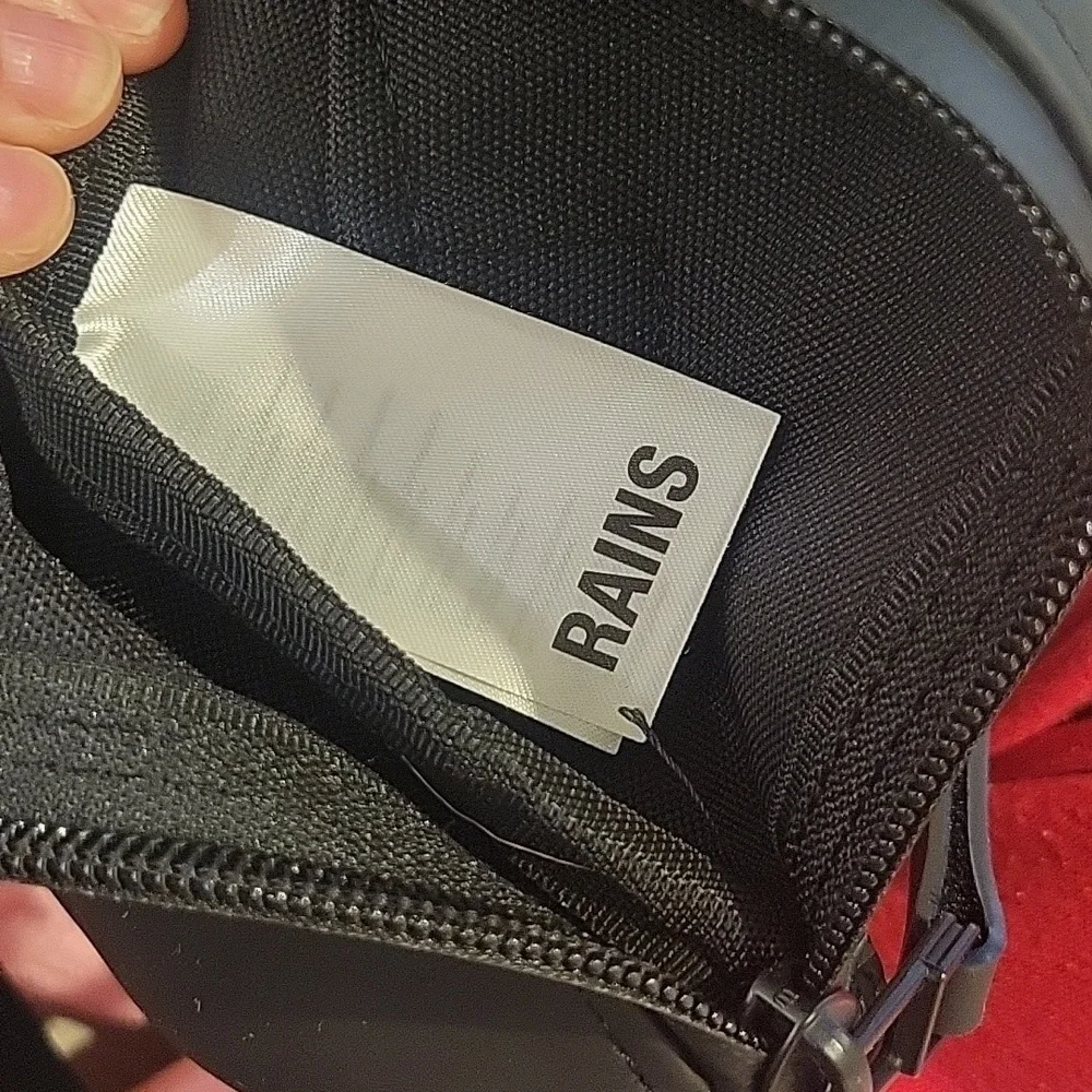 Rains Hilo Waterproof Weekend Bag